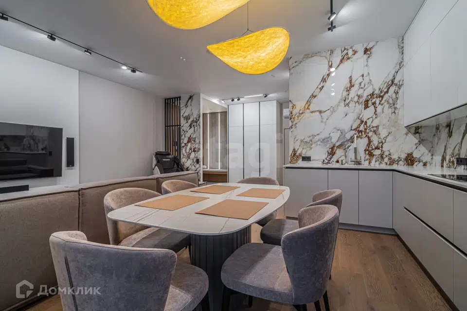 Продаётся 2-комнатная квартира, 75 м²