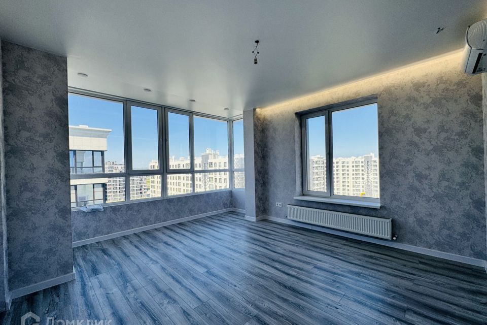 Продаётся 3-комнатная квартира, 92 м²