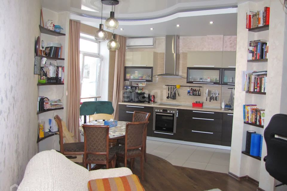 Продаётся 3-комнатная квартира, 92.1 м²