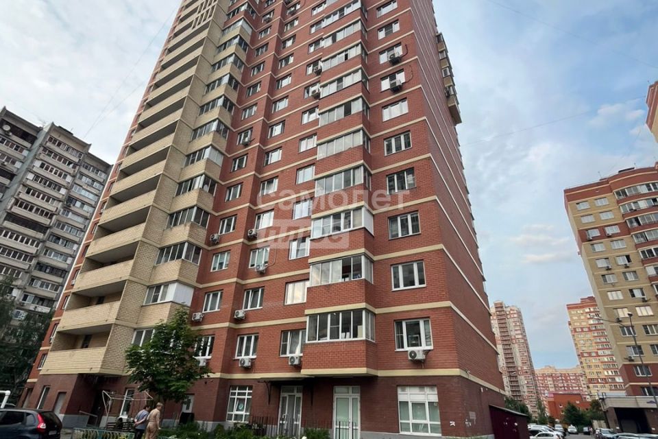 Продаётся 3-комнатная квартира, 83 м²