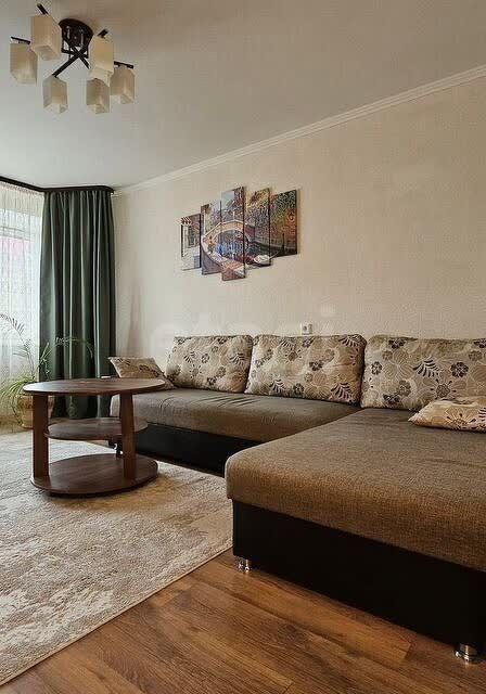 Продаётся 1-комнатная квартира, 43 м²
