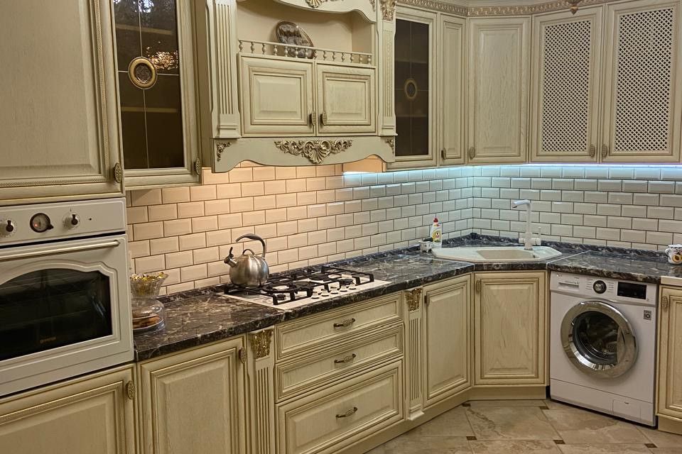 Продаётся 3-комнатная квартира, 104 м²