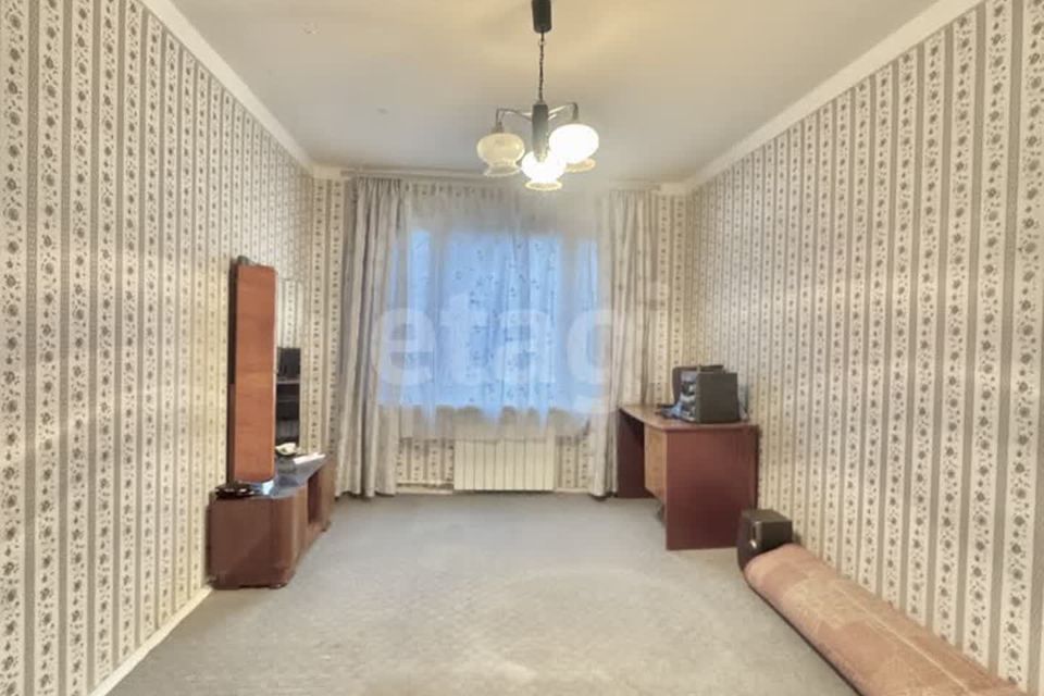 Продаётся 5-комнатная квартира, 83 м²