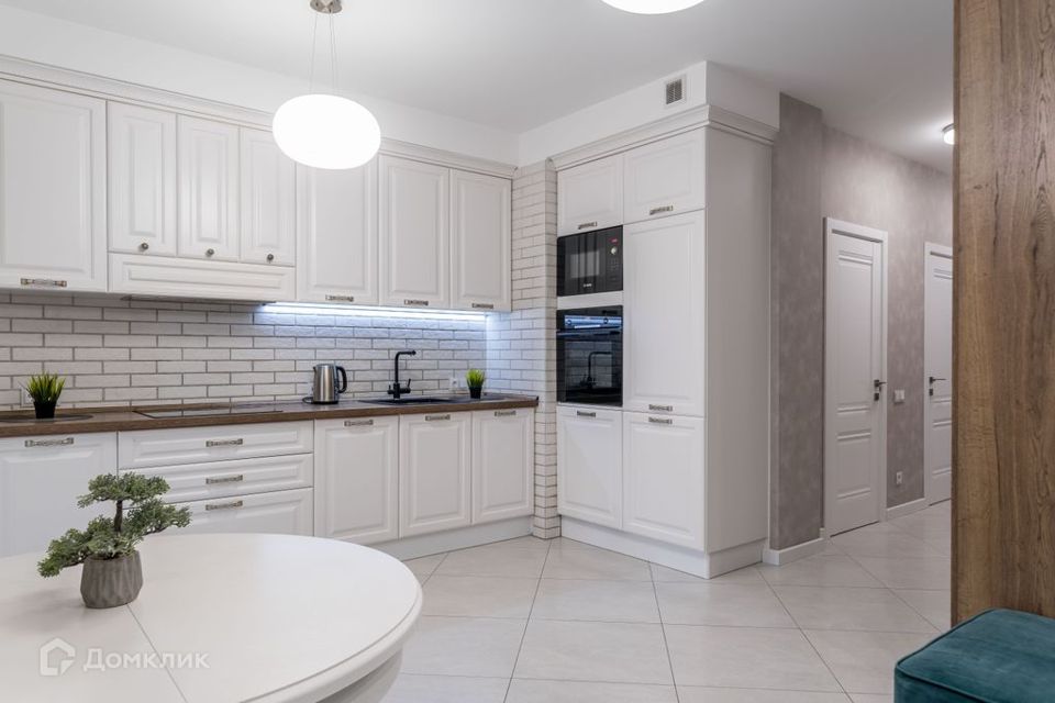 Продаётся 2-комнатная квартира, 58 м²