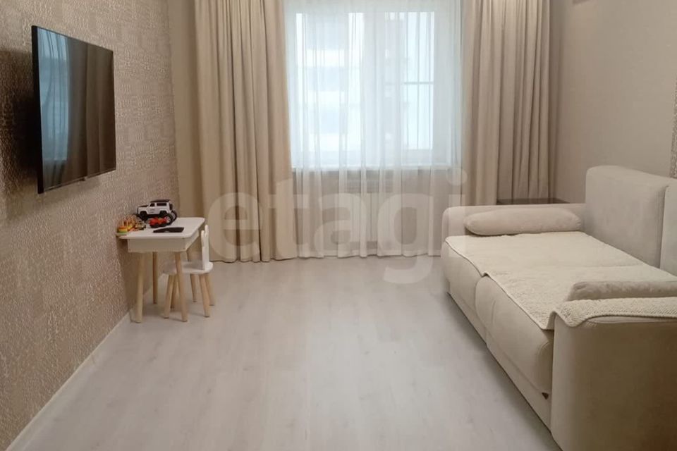 Продаётся 2-комнатная квартира, 56.6 м²