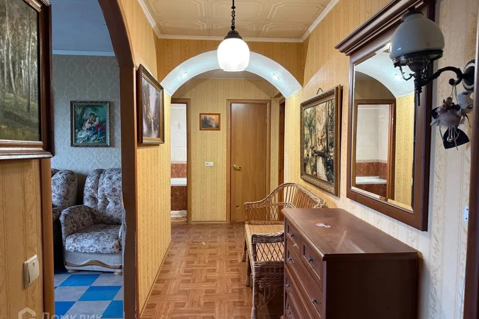 Продаётся 3-комнатная квартира, 60.3 м²