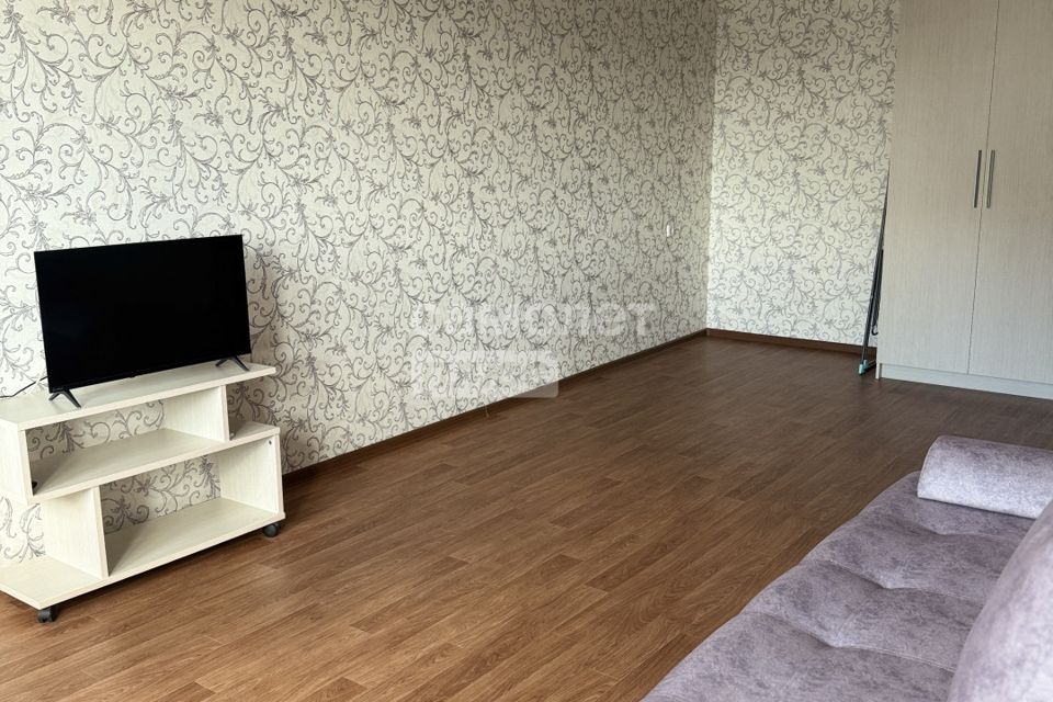 Сдаётся 1-комнатная квартира, 42 м²