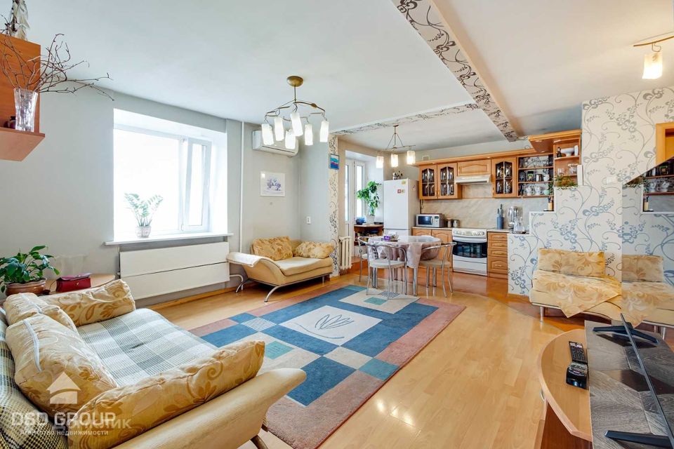 Продаётся 4-комнатная квартира, 78.8 м²