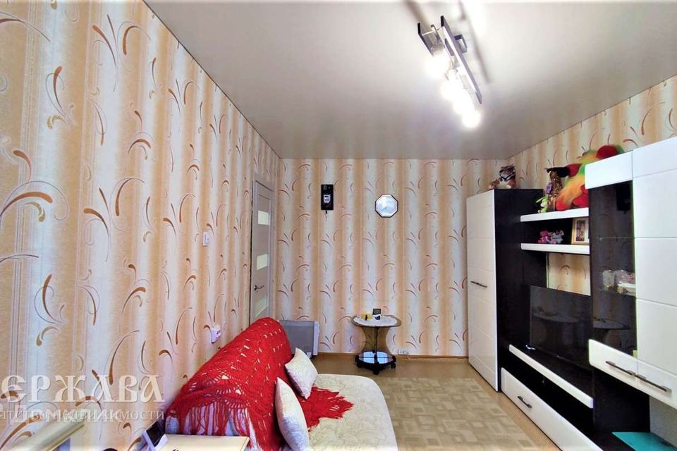 Продаётся 1-комнатная квартира, 36.7 м²