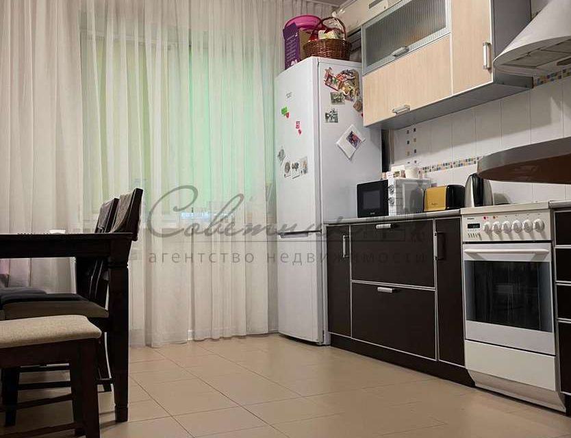 Продаётся 3-комнатная квартира, 62.7 м²