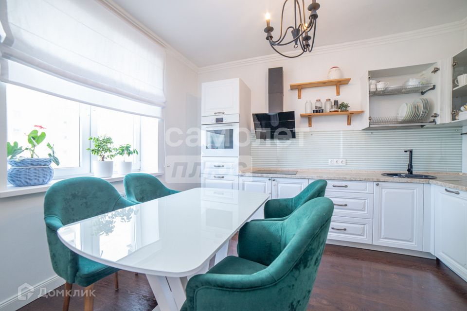 Продаётся 3-комнатная квартира, 70.2 м²
