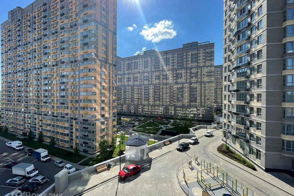 Продаётся 2-комнатная квартира, 59.4 м²