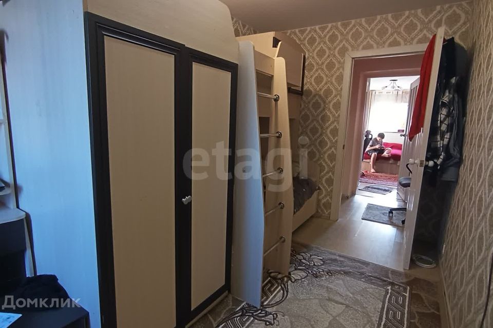 Продаётся 3-комнатная квартира, 55.4 м²