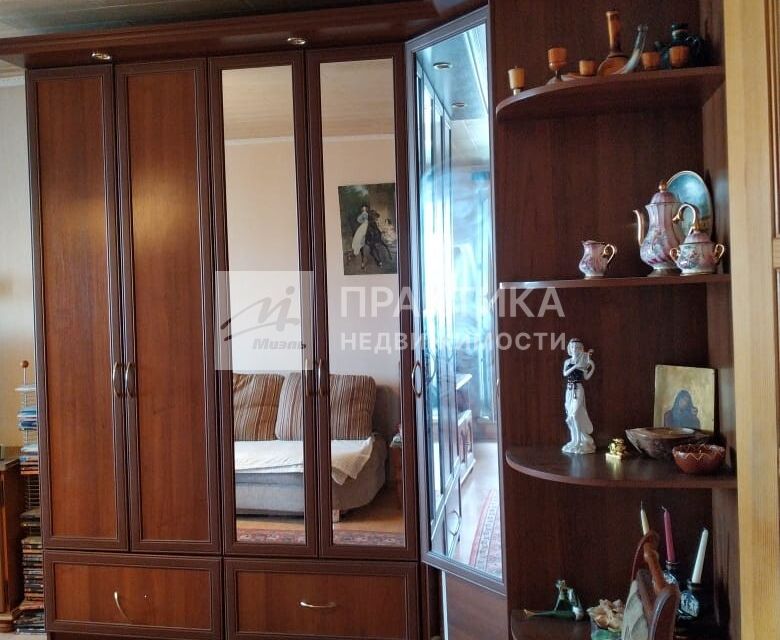 Сдаётся 2-комнатная квартира, 57 м²