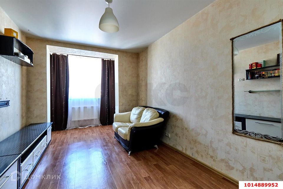 Продаётся 1-комнатная квартира, 44.4 м²