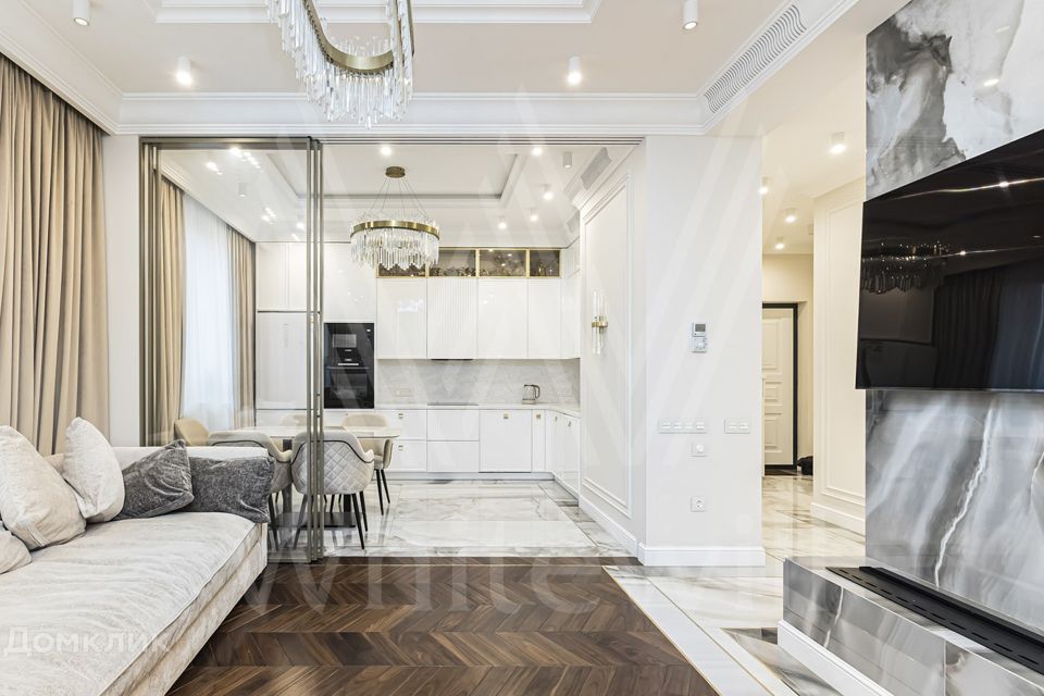 Продаётся 4-комнатная квартира, 115 м²