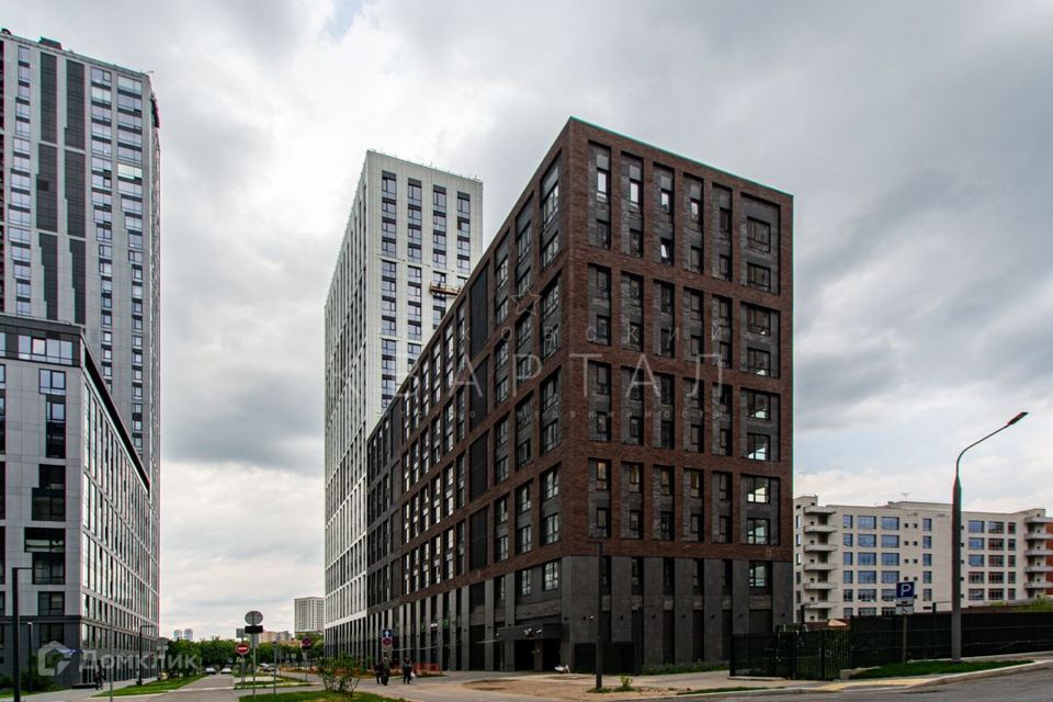Продаётся 4-комнатная квартира, 92.7 м²