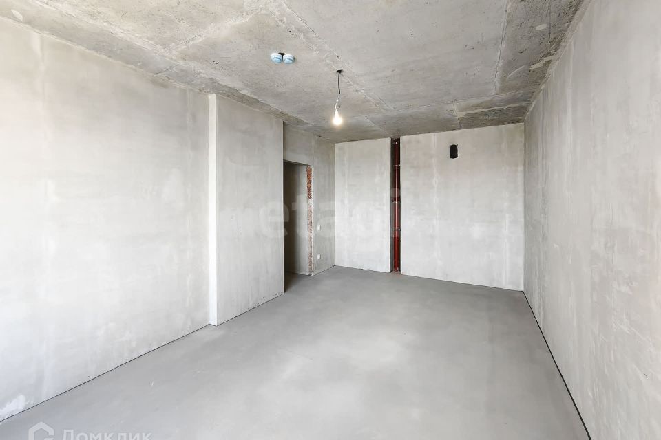 Продаётся 2-комнатная квартира, 77.3 м²