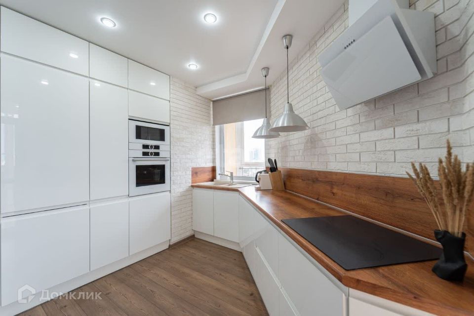 Продаётся 2-комнатная квартира, 84 м²