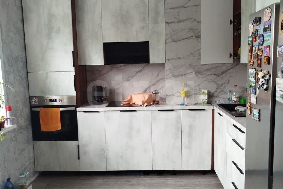 Продаётся 3-комнатная квартира, 87.6 м²