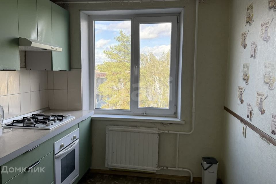 Продаётся 3-комнатная квартира, 61.9 м²