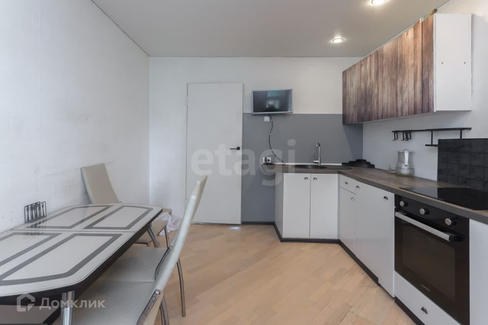 Продаётся 3-комнатная квартира, 65.6 м²