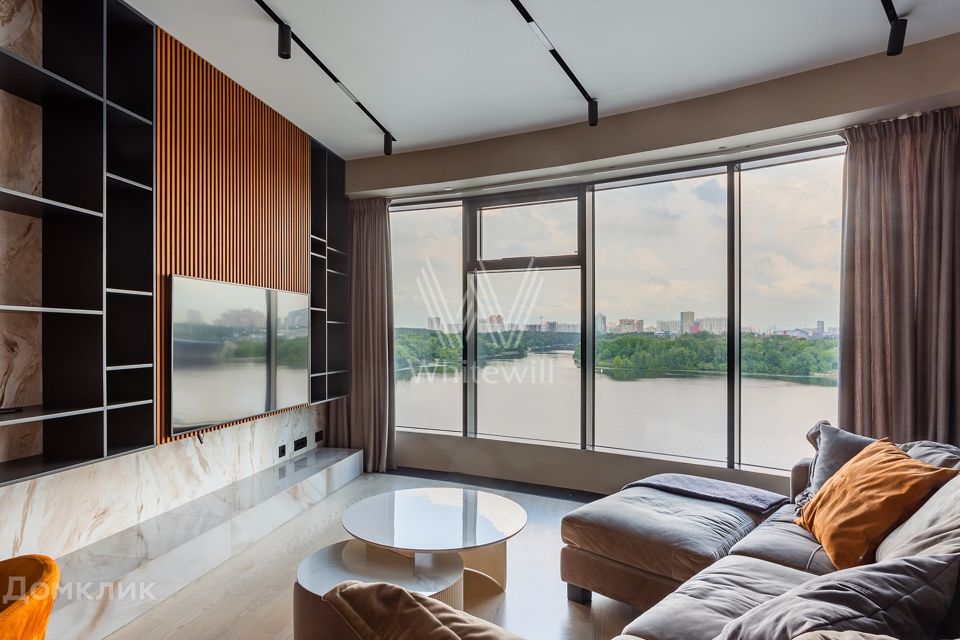 Сдаётся 4-комнатная квартира, 127 м²