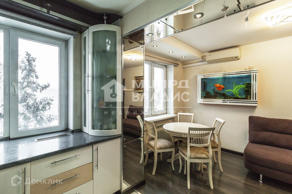 Продаётся 2-комнатная квартира, 55.8 м²