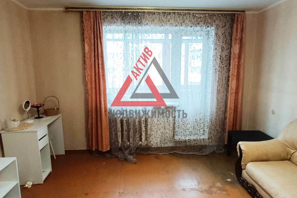 Продаётся 2-комнатная квартира, 43.8 м²