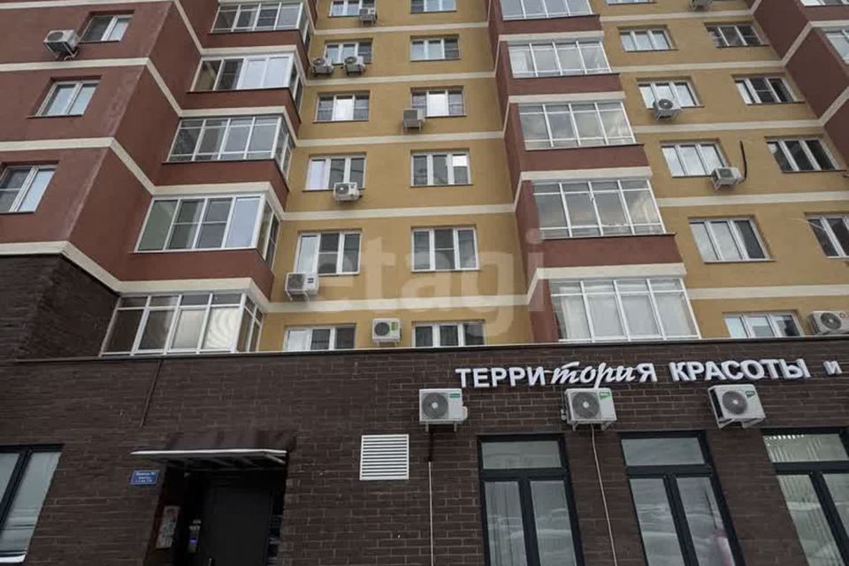 Продаётся 2-комнатная квартира, 77 м²