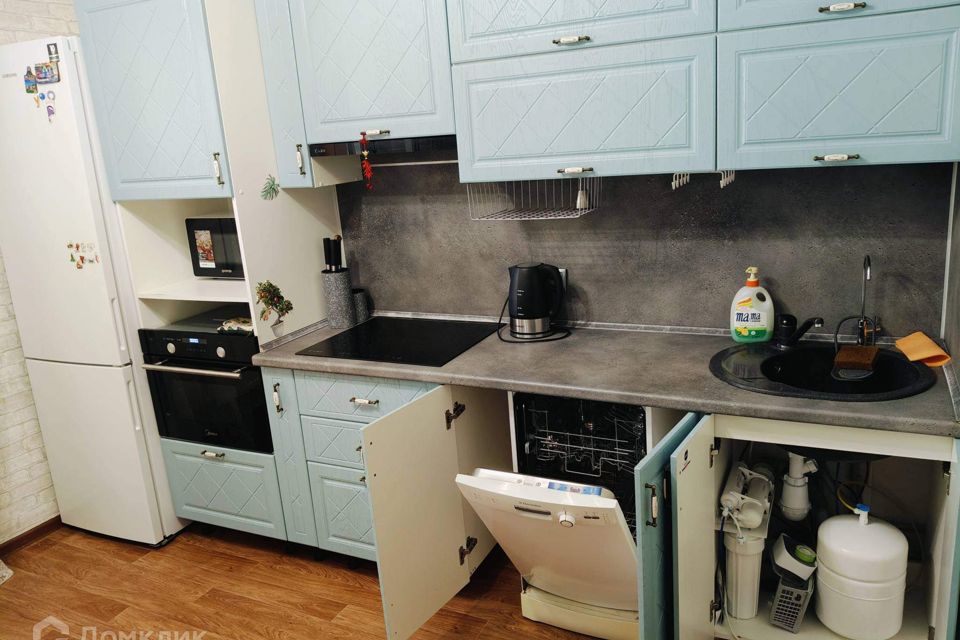 Сдаётся 2-комнатная квартира, 55 м²