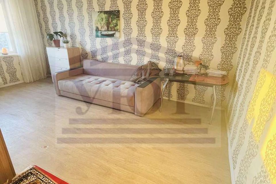 Продаётся 3-комнатная квартира, 77 м²