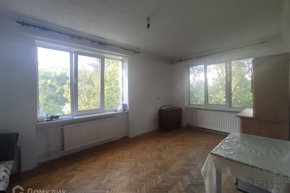Продаётся 2-комнатная квартира, 41.8 м²