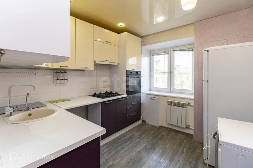 Продаётся 4-комнатная квартира, 91.5 м²