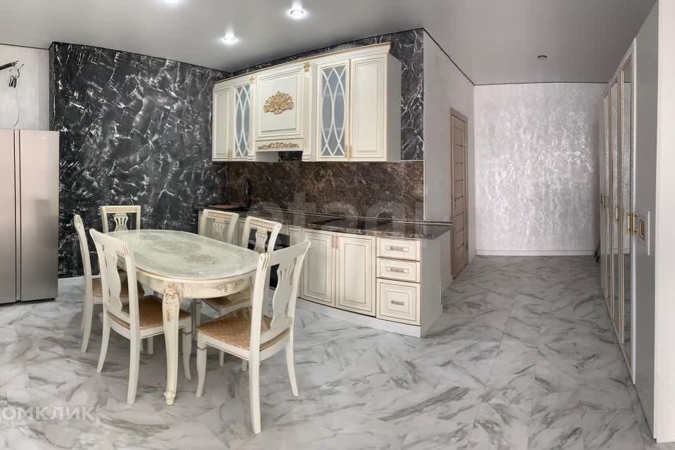Продаётся 2-комнатная квартира, 55 м²