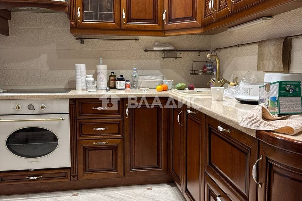 Продаётся 2-комнатная квартира, 61.5 м²