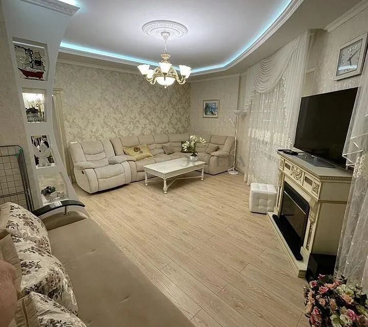 Сдаётся 1-комнатная квартира, 49 м²