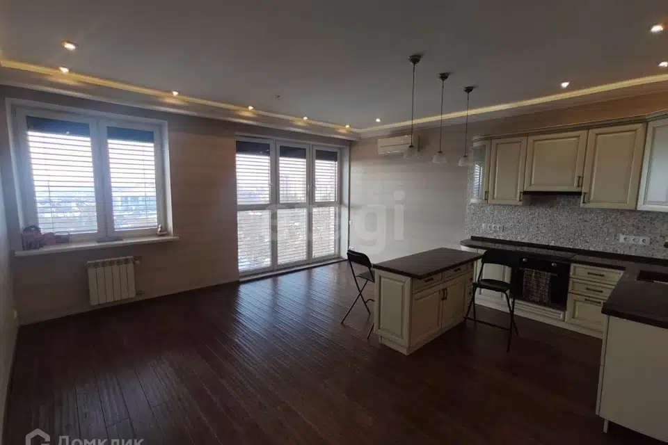Продаётся 2-комнатная квартира, 94.7 м²