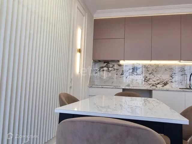 Продаётся 2-комнатная квартира, 70 м²