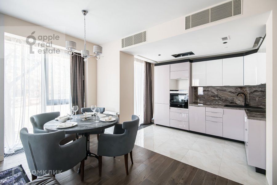 Сдаётся 3-комнатная квартира, 94 м²