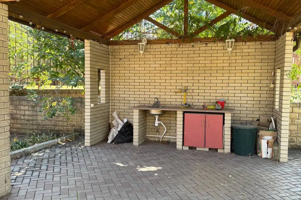 Продаётся 2-этажный дом, 231.8 м²