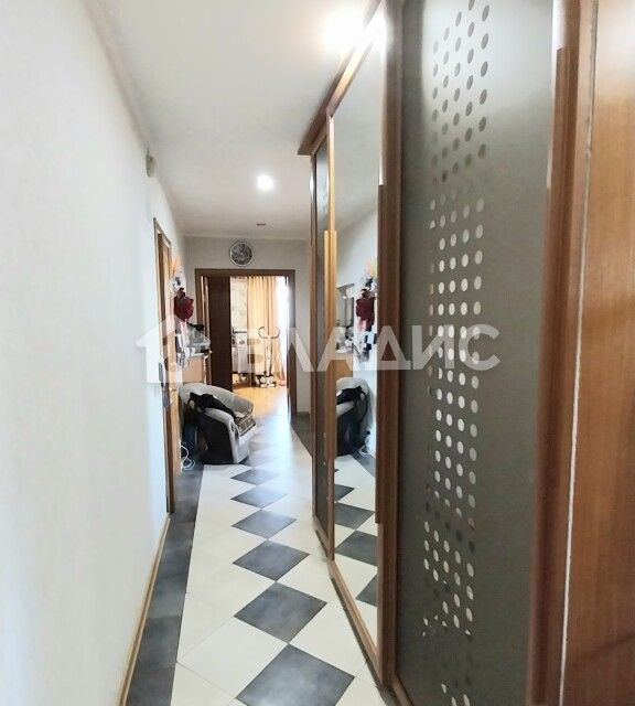 Продаётся 2-комнатная квартира, 72.4 м²