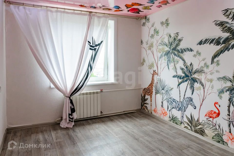 Продаётся 3-комнатная квартира, 59.9 м²
