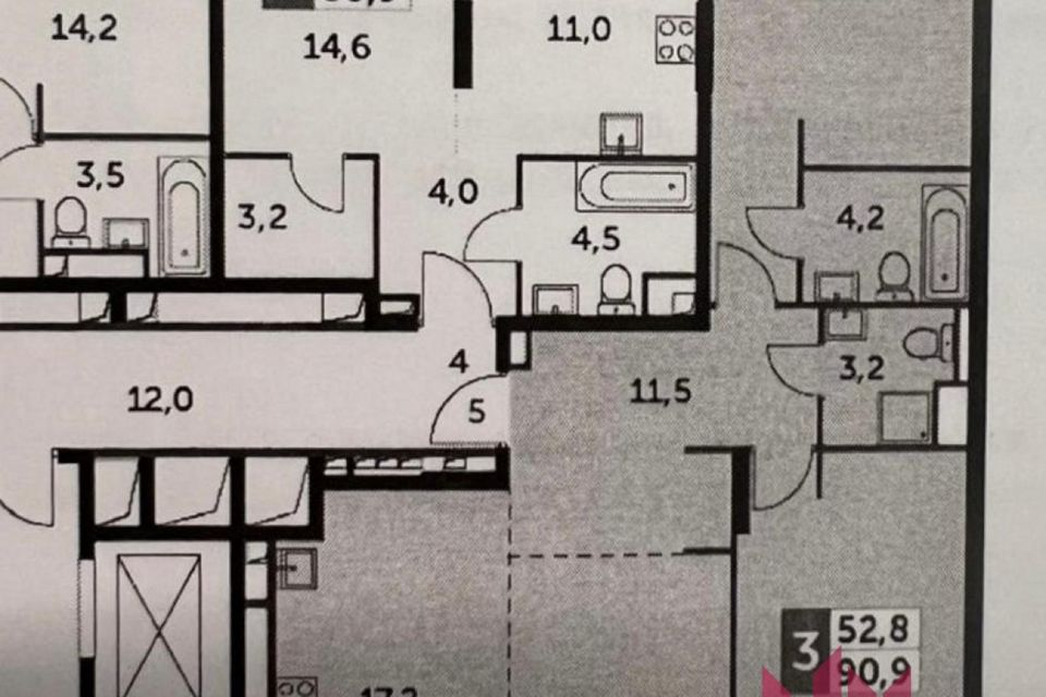Продаётся 4-комнатная квартира, 91 м²