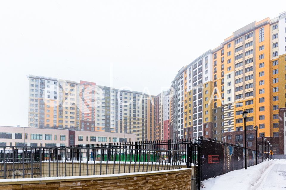 Продаётся 2-комнатная квартира, 56.5 м²