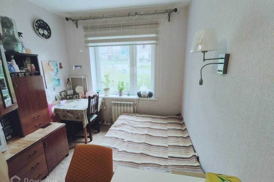 Продаётся комната в 3-комн. квартире, 13.9 м²