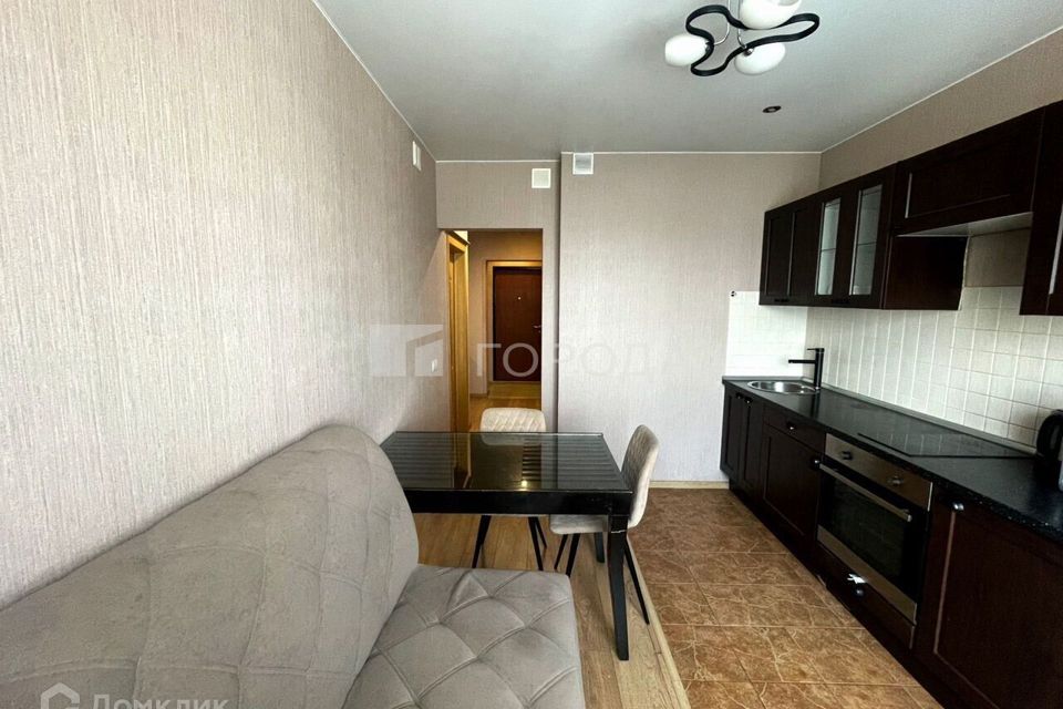 Сдаётся 1-комнатная квартира, 40 м²