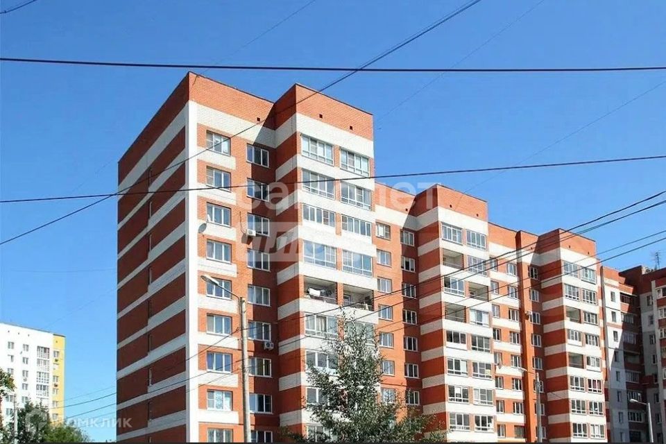 Продаётся 1-комнатная квартира, 37.9 м²