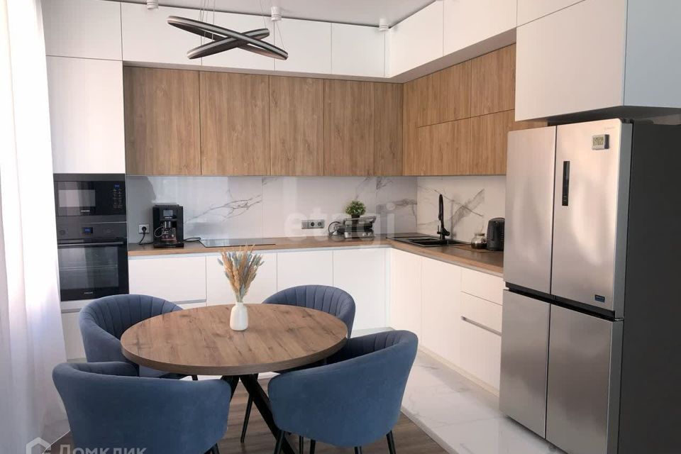 Продаётся 3-комнатная квартира, 99 м²