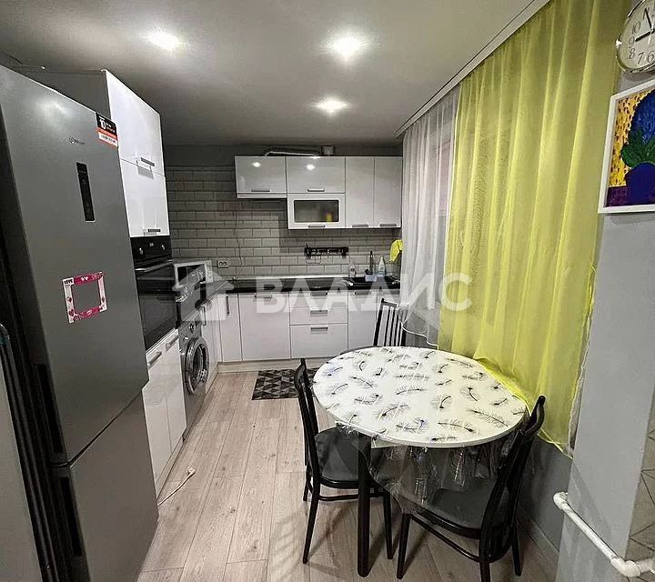 Продаётся 3-комнатная квартира, 62.2 м²